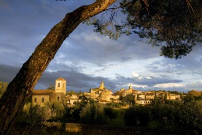 Lourmarin, el pueblo provenzal a unos 67 kilómetros de Marsella en el que  Albert Camus  pensaba retirarse.