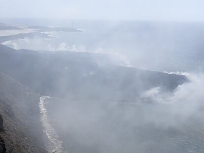 Vista general del delta de lava del volcán de La Palma. 