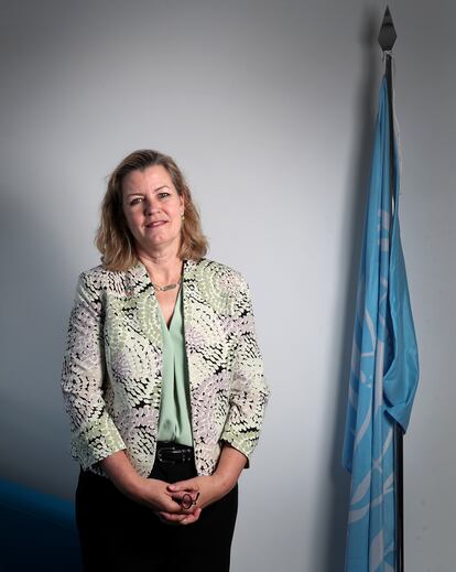 La 'número dos' de ACNUR, fotografiada en la sede de la agencia de la ONU en Madrid, aboga por garantizar el derecho de todos los potenciales refugiados a pedir asilo. 