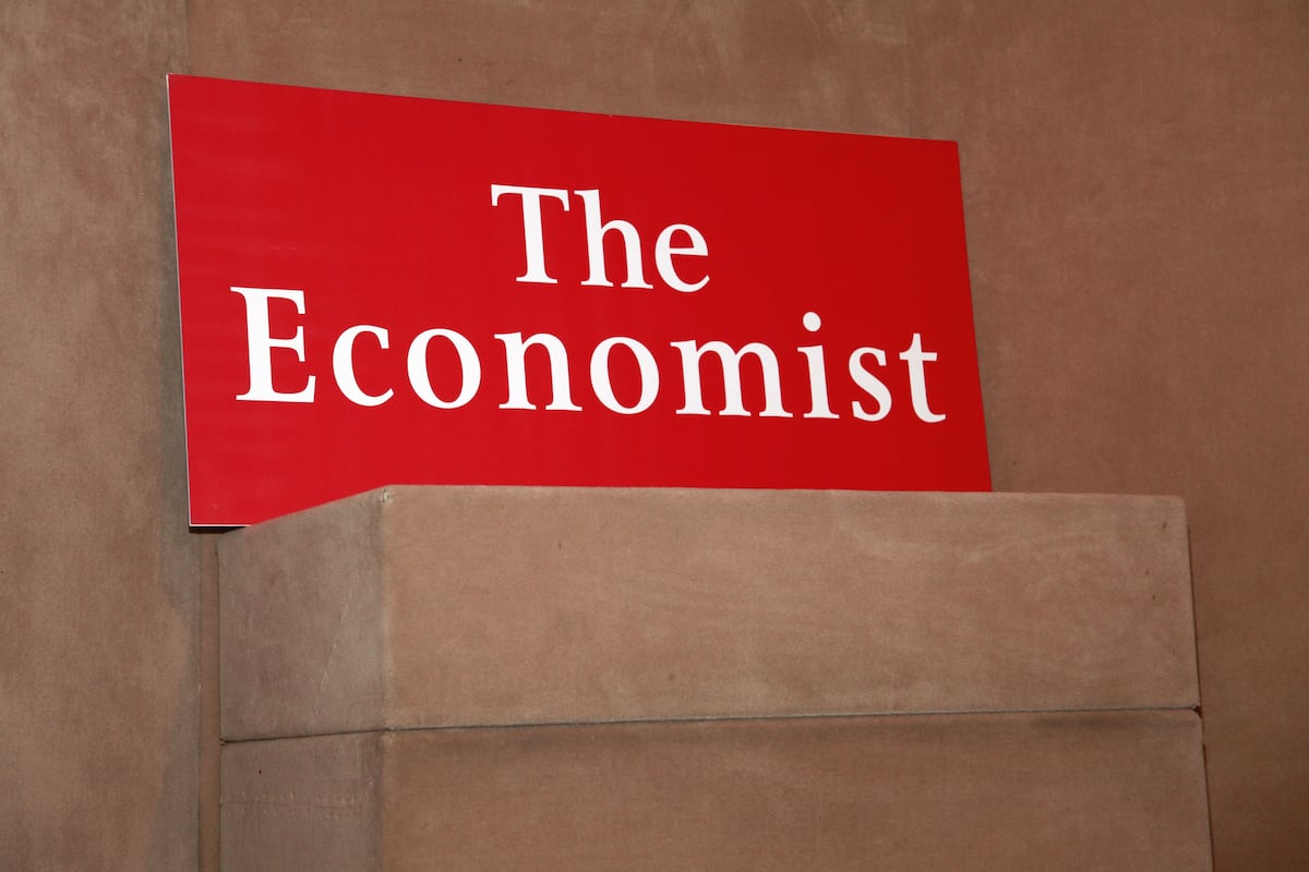 El multimillonario canadiense Stephen Smith compra el 26,9% de la revista ‘The Economist’ a la familia Rothschild