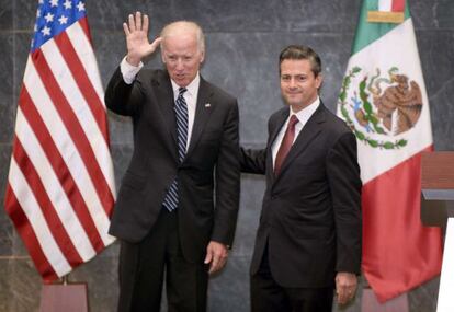 El vicepresidente Joe Biden y el presidente Enrique Peña Nieto.