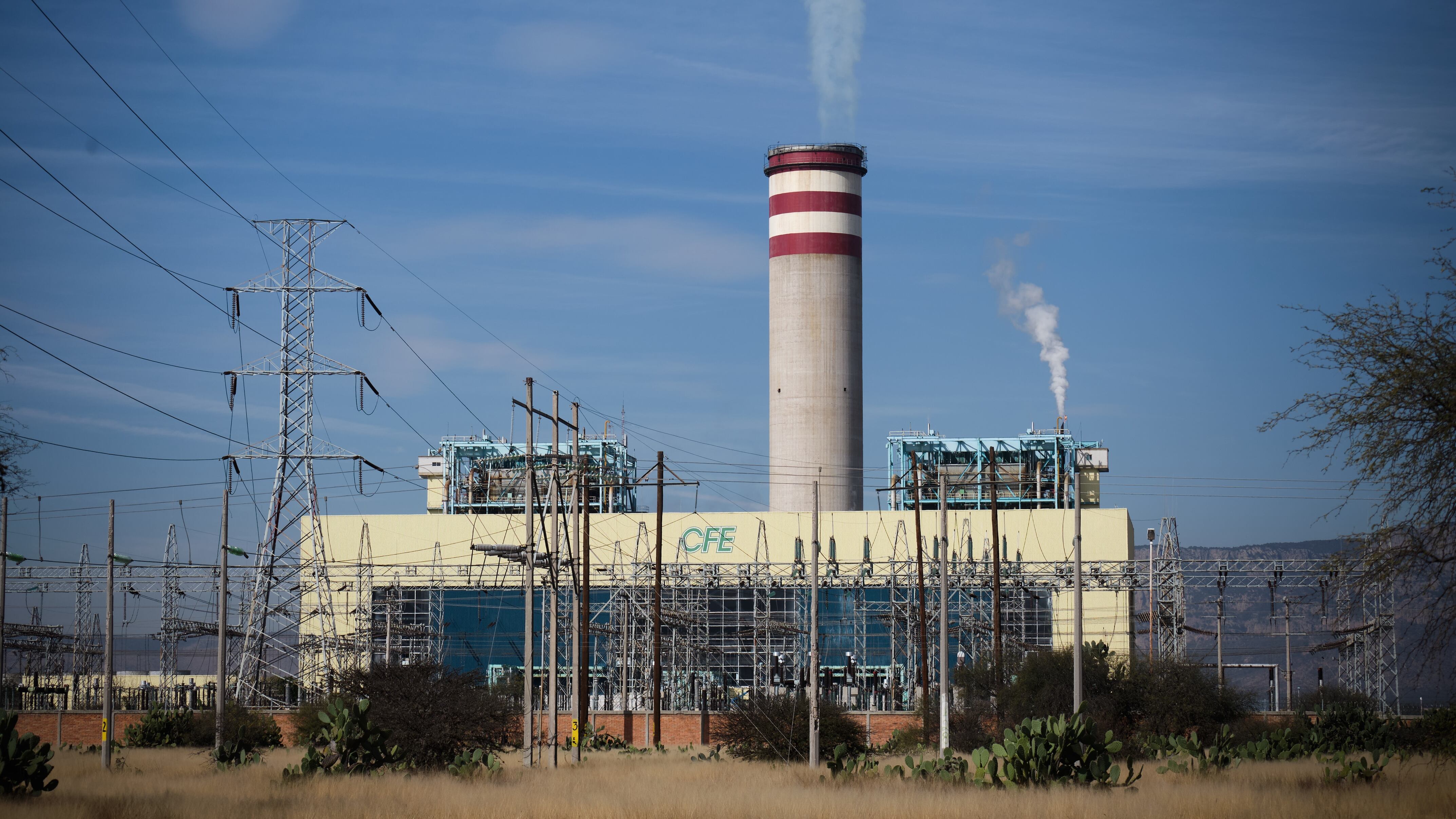 México trabaja para solventar la escasez de electricidad que ancla su manufactura