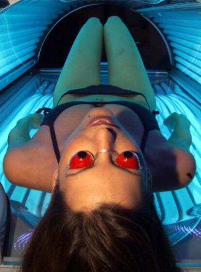 El uso de las cabinas solares debe limitarse según el tipo de piel.
