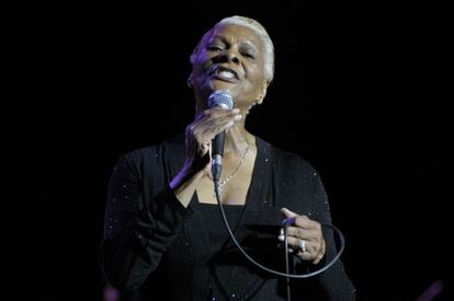 Dionne Warwick, durante su actuación en el festival de Peralada.