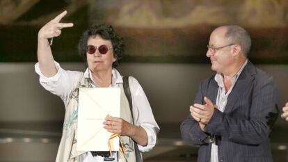 Lola Salvador recibe el premio nacional 2014