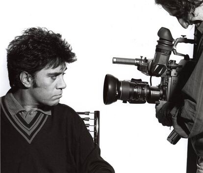 El director Pedro Almod&oacute;var, en 1995.