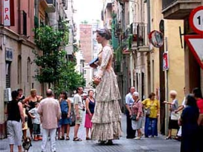 El pasacalle de ayer por la mañana en Gràcia.