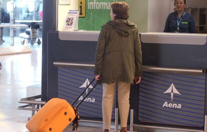 Punto de informaci&oacute;n de Aena en el aeropuerto madrile&ntilde;o de Barajas. 