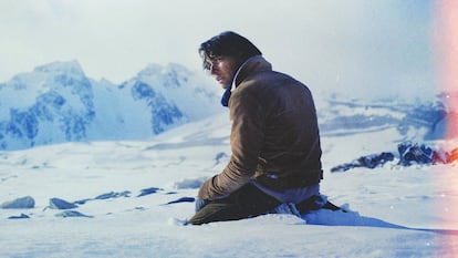 Enzo Vogrincic as Numa Turcatti in 'Society of the Snow.'