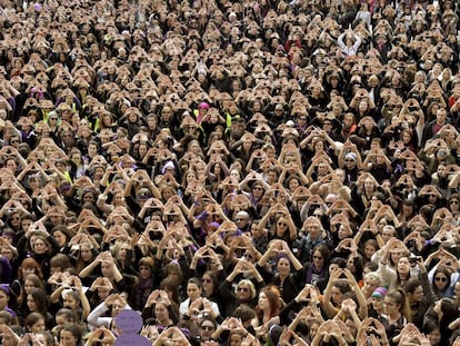 Manifestación en favor de la igualdad el 8 de marzo de 2018 en Bilbao. Imagen ganadora del Premio Ortega y Gasset de Fotografía.