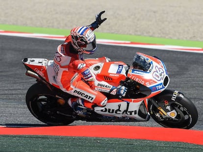 Andrea Dovizioso tras la victoria. 