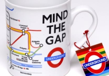Taza promocional del Metro de Londres.