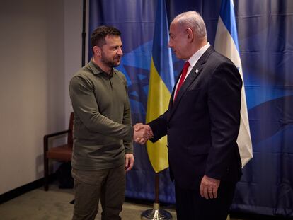 Zelenski se reunía con Netanyahu el 19 de septiembre, en los márgenes de la Asamblea General de la ONU, en Nueva York, en una imagen distribuida por la presidencia ucrania.