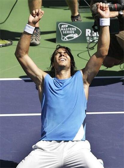 Rafa Nadal celebra la victoria sobre Roddick