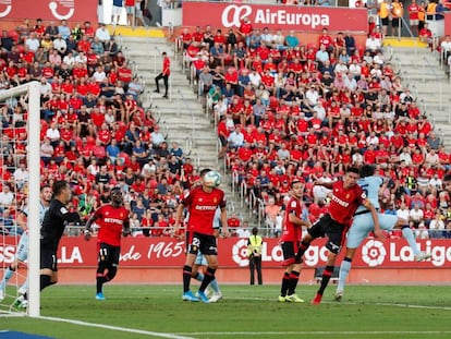 Diego Costa marca el primer gol del Atlético.