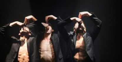 Bailarines del espectáculo 'Suites Curieuses'.