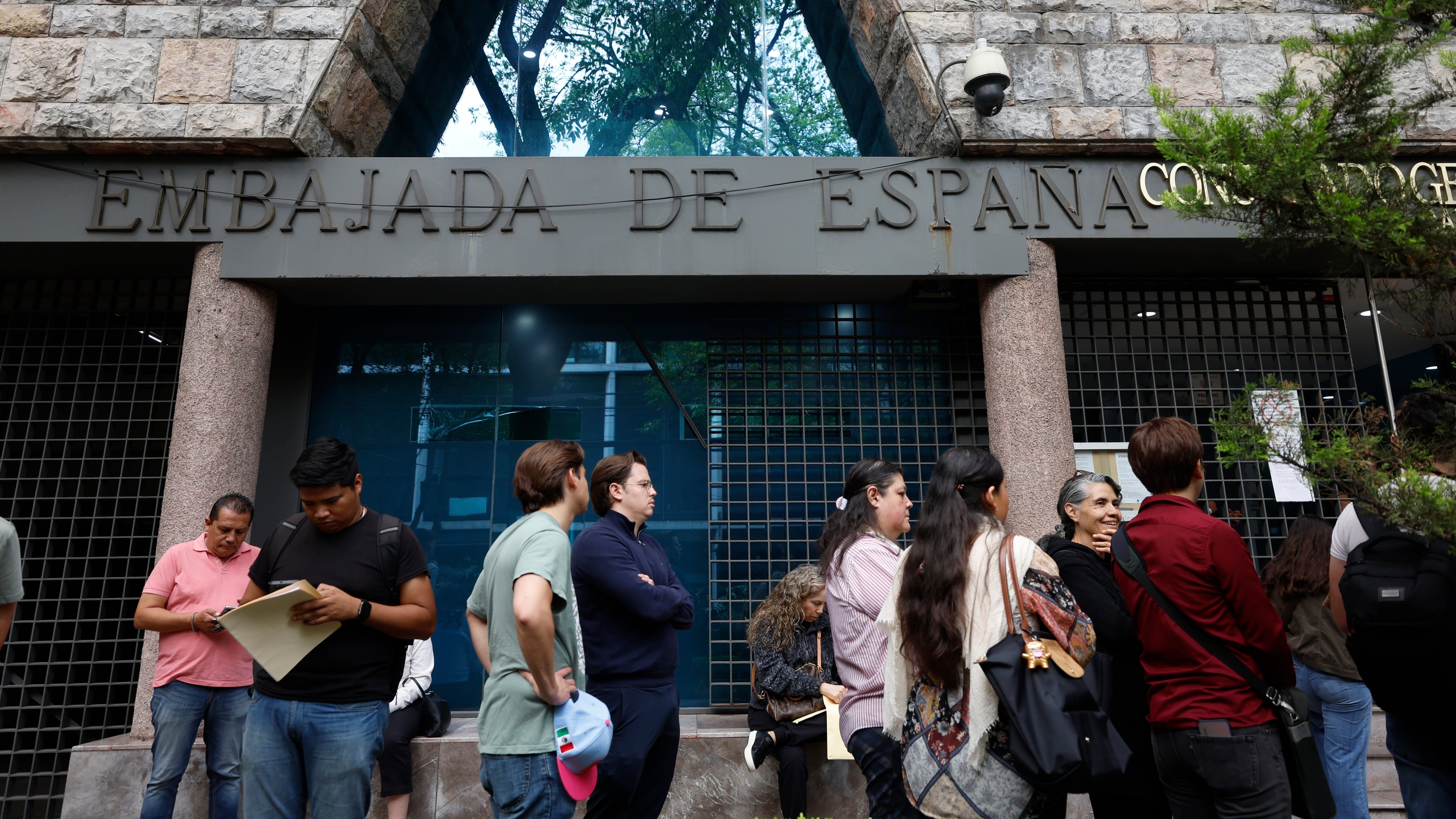 El Gobierno reprocha el “exceso” del Supremo con la ‘ley de nietos’: “No existe ningún riesgo derivado del crecimiento del censo”