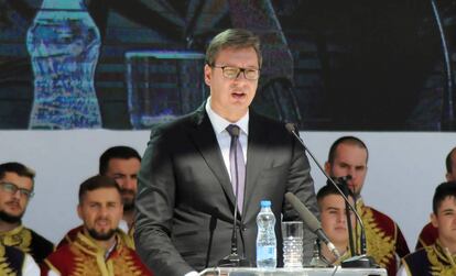 El presidente serbio, Aleksandar Vucic, este domingo en Mitrovica.