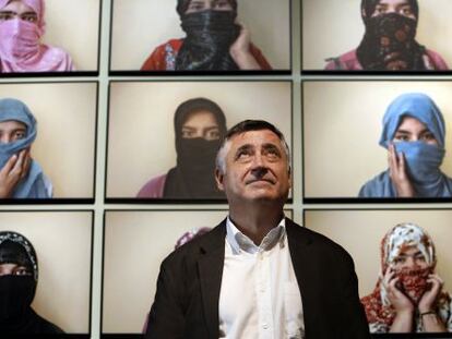 ‘Imprescindibles’ se vuelca en la figura del fotoperiodista Gervasio Sánchez