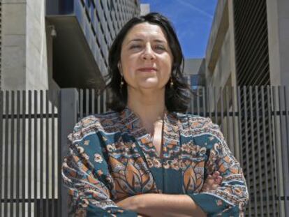 La diputada provincial de Esquerra Unida en Valencia, Rosa P&eacute;rez Garijo, en la Ciudad de las Justicia.