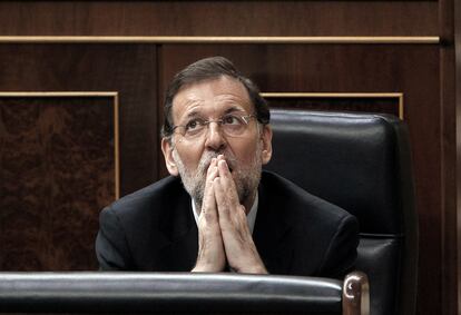El presidente del Gobierno, Mariano Rajoy, en el debate de las enmiendas a la totalidad de los Presupuestos Generales del Estado, el 23 de octubre de 2012.