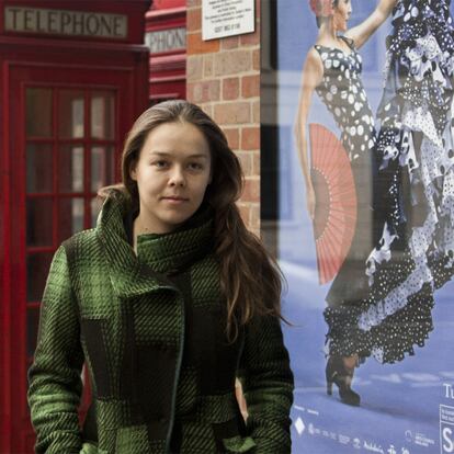 Rocío Molina, ante un cartel del London Flamenco Festival.