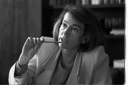 Cristina Alberdi, when she was Minister of Social Affairs, on July 15, 1993.