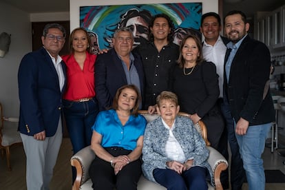 (From left to right) Arnulfo Briceño, Catalina Briceño, Rafael Briceño, Emmanuel Briceño, Elizabeth Briceño, Ricardo Briceño, Daniel Briceño and in the chair Luz Briceño and Oliva Vera de Briceño, on May 30, 2024.