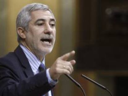 Llamazares dice que el 14N ha demostrado que el Gobierno pierde legitimidad a borbotones