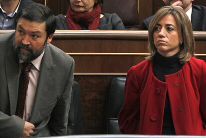 Francisco Caamaño y Carme Chacón, ayer durante la segunda jornada de investidura.