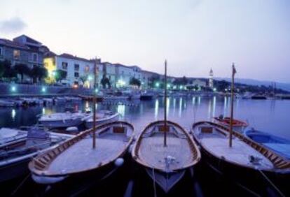 Barcas en el puerto de Scario, cerca de San Giovanni a Piro.