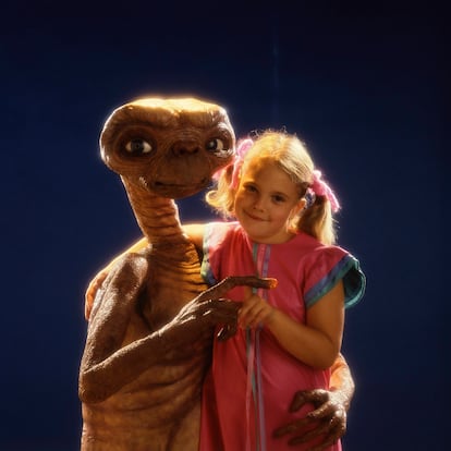 Drew Barrymore con E.T. El Extraterrestre, en 1982. 