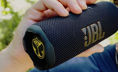 JBL Flip 7 Tomorrowland