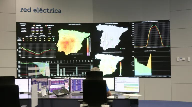 La CEOE se une a cinco asociaciones en el Observatorio de los Costes de Operación de Red Eléctrica