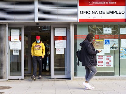 Oficina de empleo en Alcorcón, Madrid, el pasado mes de mayo.