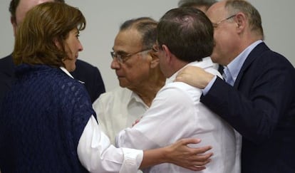 Ministros de Exteriores de países miembros de Unasur muestran su apoyo al representante ecuatoriano, Ricardo Patiño.