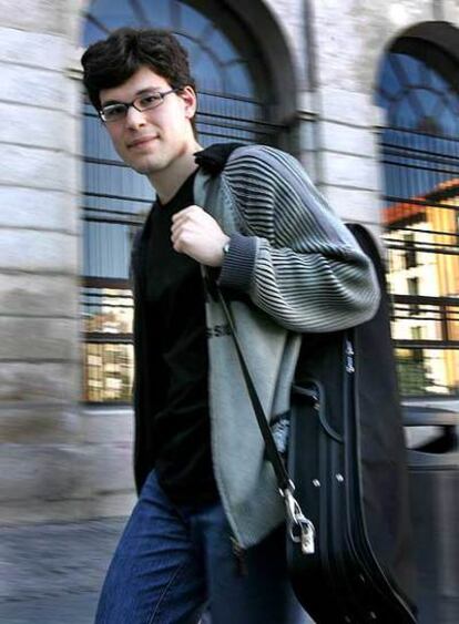 Diego Ramos, camino del conservatorio.