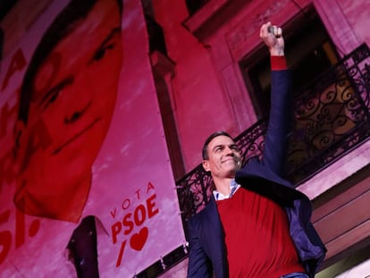 Sánchez, durante su comparecencia para proclamar la victoria del PSOE.