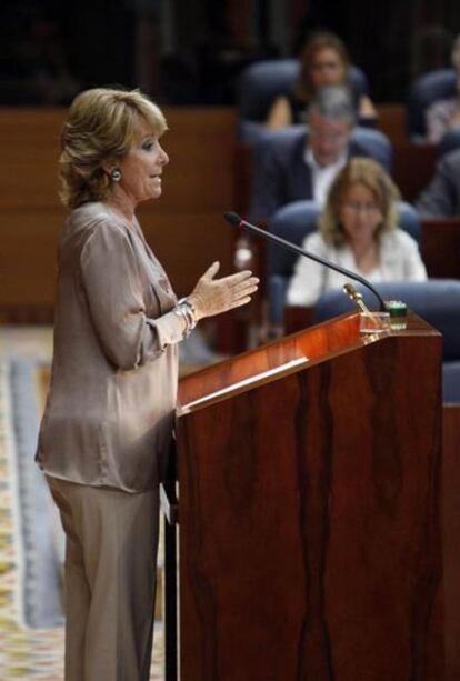 La presidenta de la Comunidad de Madrid, durante su intervención en el Debate sobre el Estado de la Comunidad.
