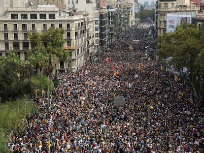 Manifestación de apoyo al paro general el 3 de octubre.