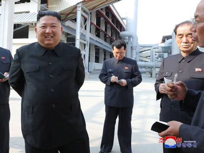 El líder norcoreano Kim Jong-Un en una fotografía difundida este sábado por la agencia estatal KCNA