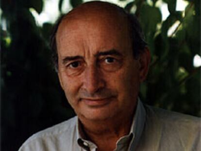 Ramón Nieto, premio Sésamo de cuentos (1957) y Ondas de novela (1959).