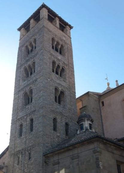 Campanario de la catedral de Vic.