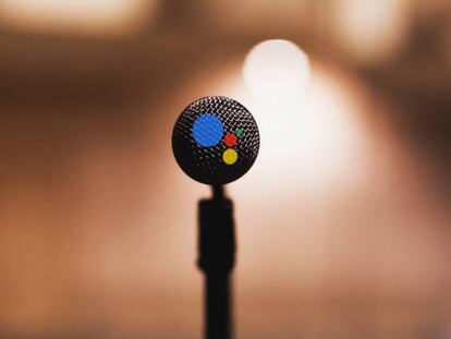 Google quiere grabar tu voz cuando hables con su asistente, ¿qué debes hacer?