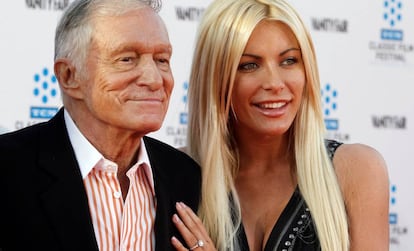 Hugh Hefner y Crystal Harris, en una imagen de 2011.