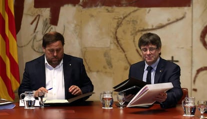 Oriol Junqueras i Carles Puigdemont, el 14 de març.