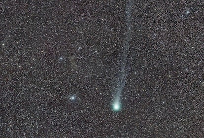 Una imagen del cometa C/2014 Q2 (Lovejoy) tomada por un astrónomo 'amateur' en Francia. Un artículo publicado el pasado 23 de octubre en 'Science' asegura que este cometa contiene alcohol etílico y azúcar. El hallazgo se suma a la evidencia de que los cometas podrían haber sido una fuente de moléculas orgánicas complejas necesarias para la aparición de la vida.