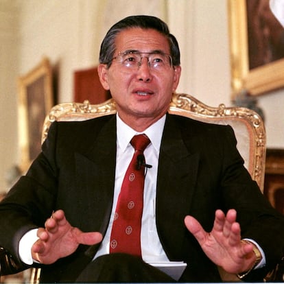 FILE PHOTO: Peruvian President Alberto Fujimori speaks during an interview with Reuters in Lima, Peru, April 25, 1997.  REUTERS/Mariano Bazo/File Photo