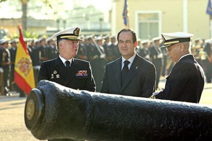 José Bono preside en Cádiz los actos de conmemoración del segundo centenario de la batalla naval de Trafalgar.
