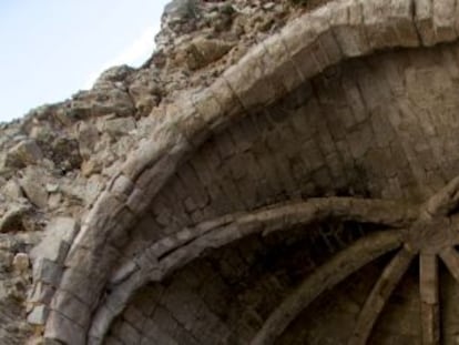 Cúpula de la cabera románica del monasterio